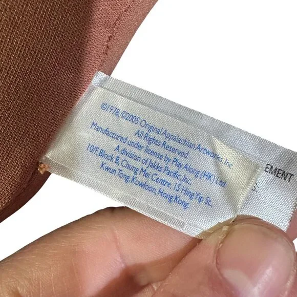 Vintage 2004 Cabbage Patch Kids 18" Doll With Black Yarn Hair Brown Eyes & Strip - Picture 2 of 10